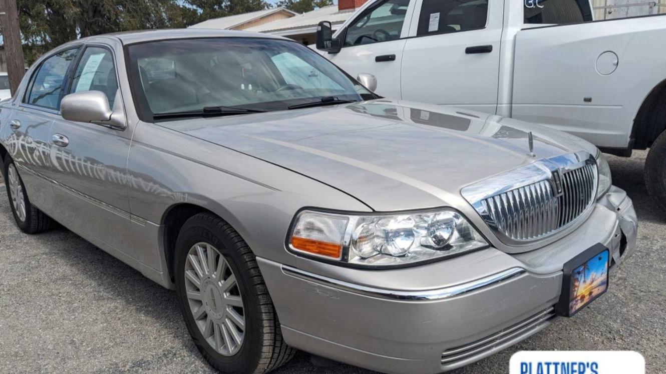 LINCOLN TOWN CAR 2005 1LNHM81W55Y629430 image